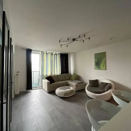 Attractive Flat Near Charlottenburg & City Center Berlijn Buitenkant foto