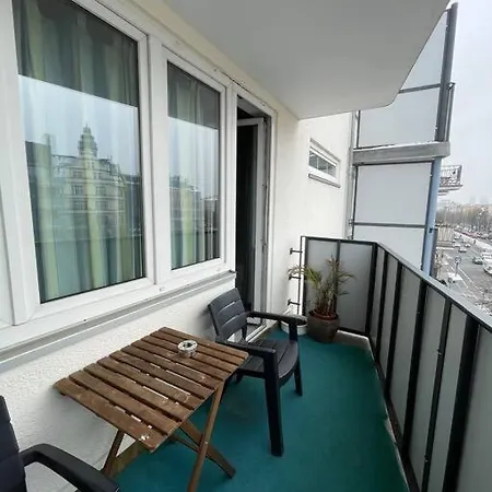 Attractive Flat Near Charlottenburg & City Center Berlijn Buitenkant foto
