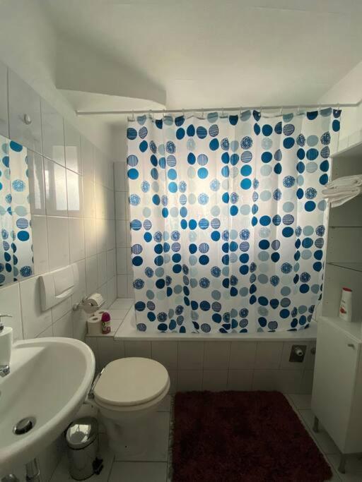 Attractive Flat Near Charlottenburg & Center * Berlijn